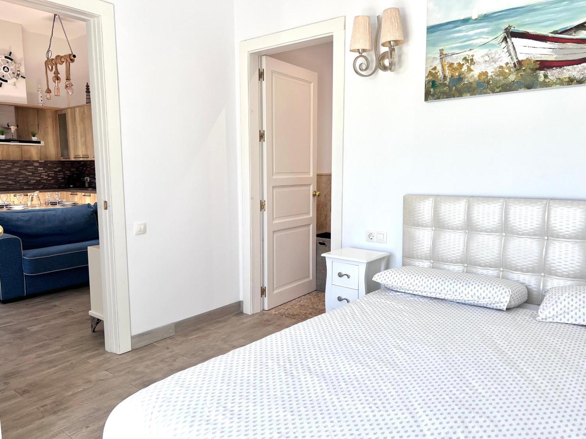 Pirata Bungalow Sea Front Estepona Exterior photo