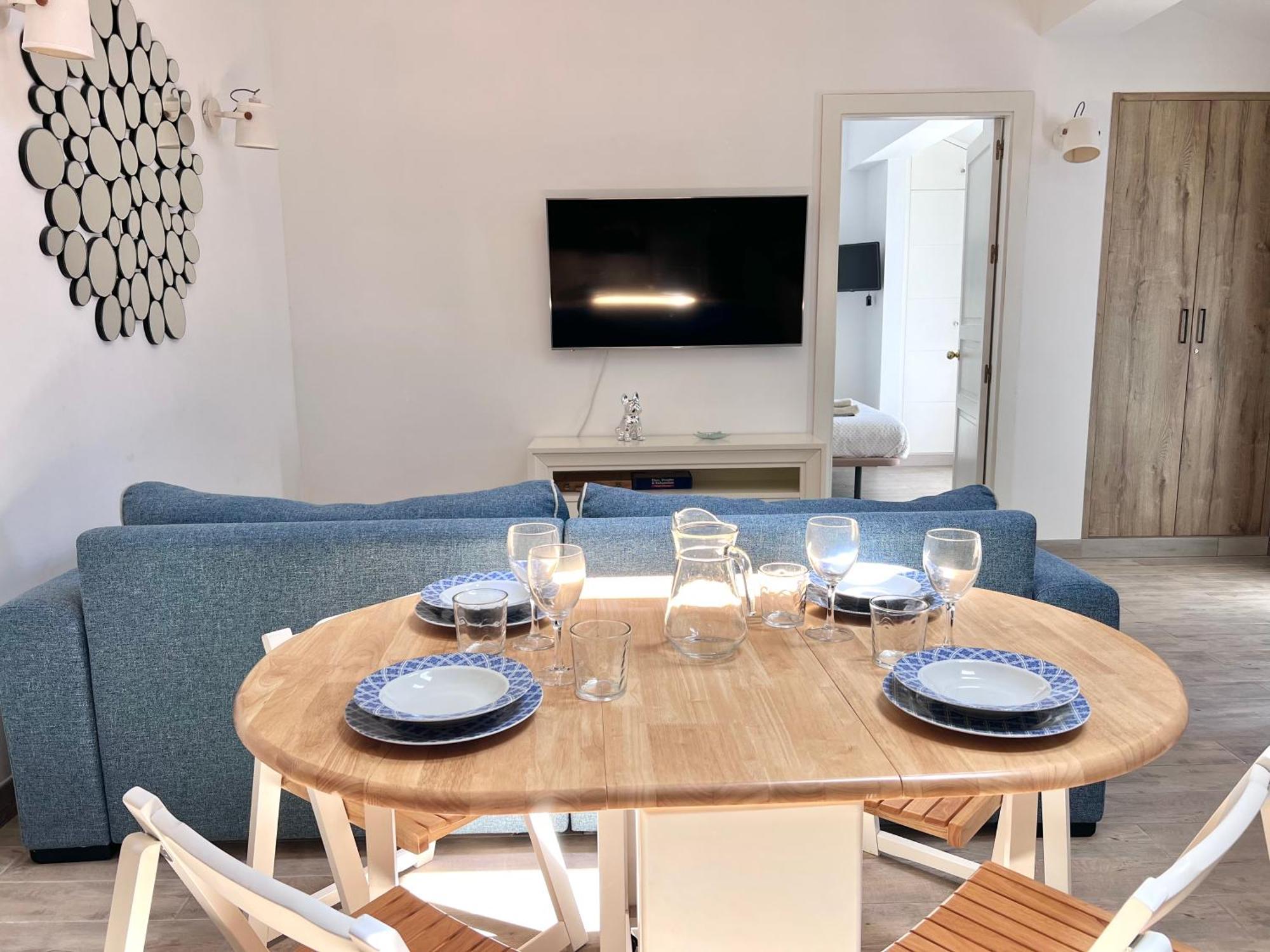 Pirata Bungalow Sea Front Estepona Exterior photo